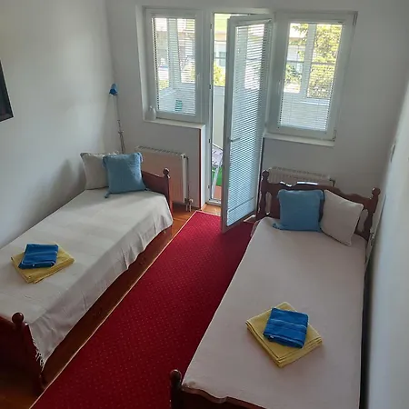 Hushhush * Белград