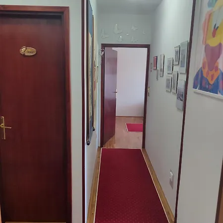 Апартаменты Hushhush